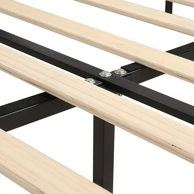Lit Plateforme King Size en Velours Style Moderne