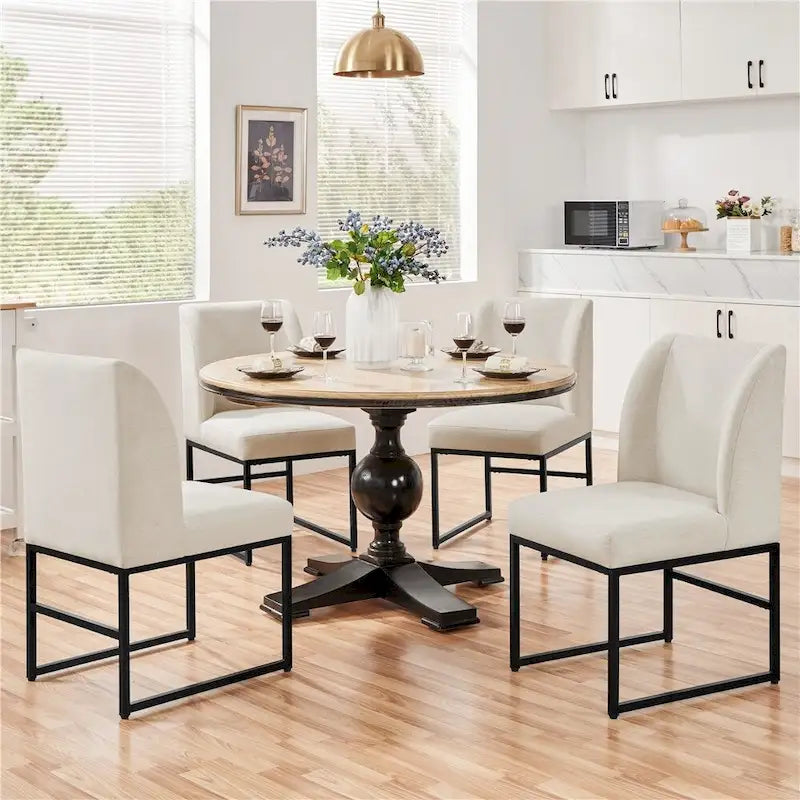 2 chaises de salle à manger modernes rembourrées avec pieds en métal, beiges